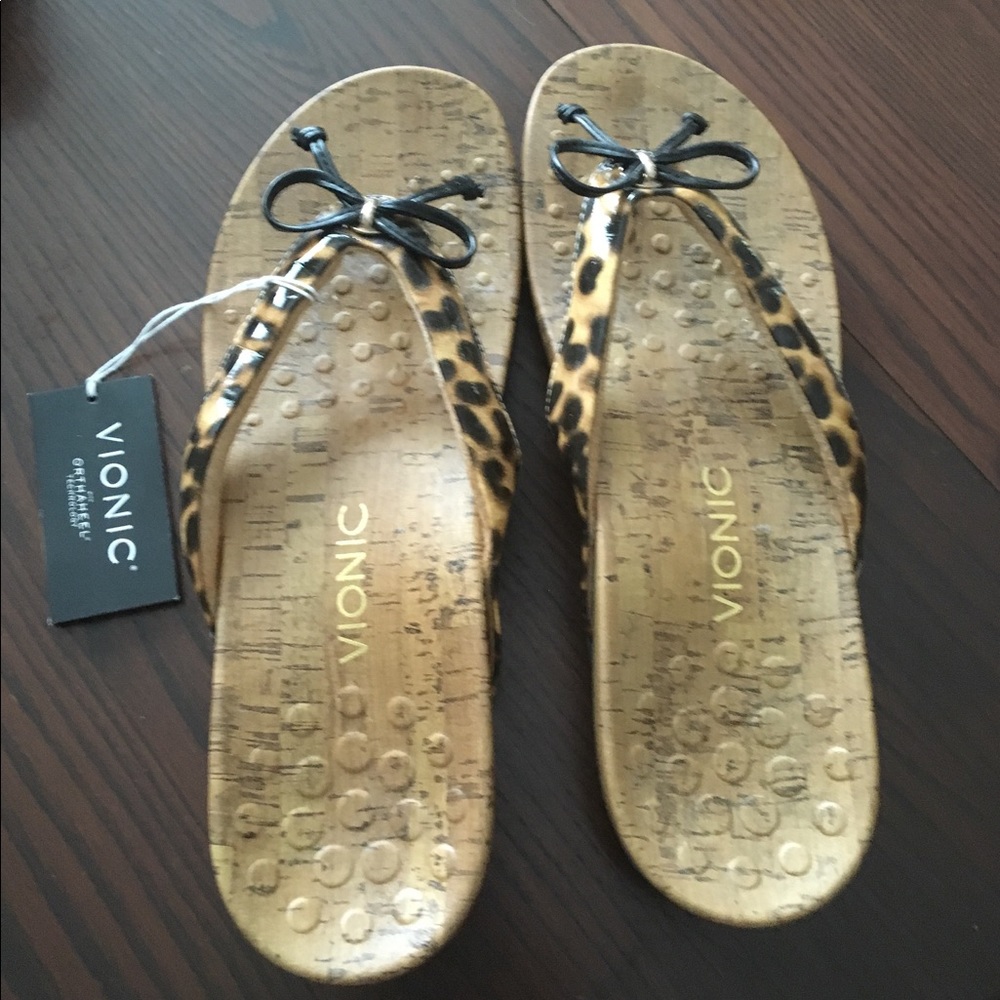 Brand new Vionic Leopard Print Flip Flops!